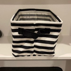 Black & White/Collapsible Laundry Bin/12”x8”x7.5”